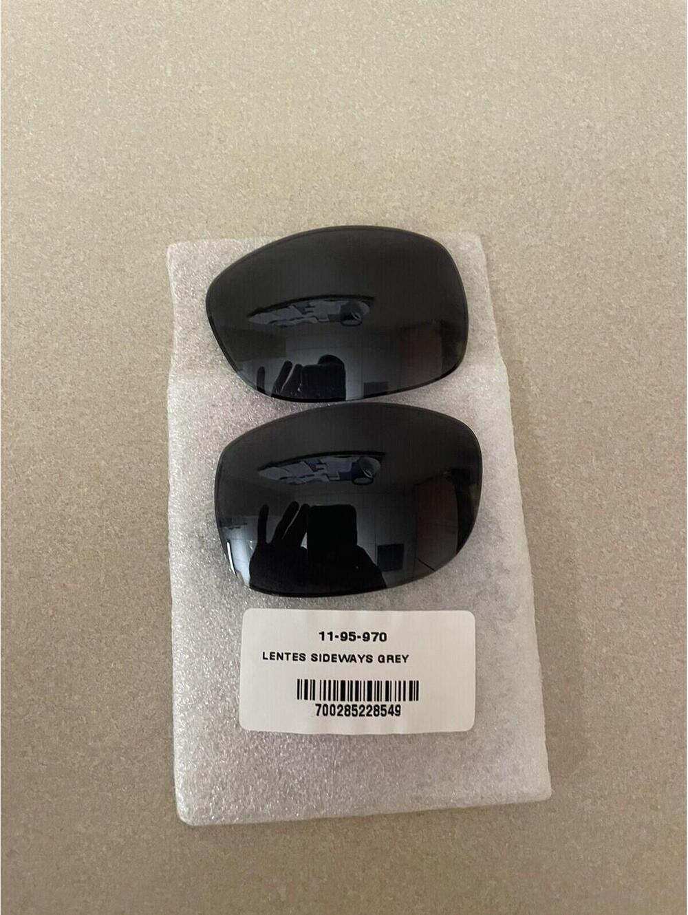 Oakley Sideways. Grey Lenses Oem